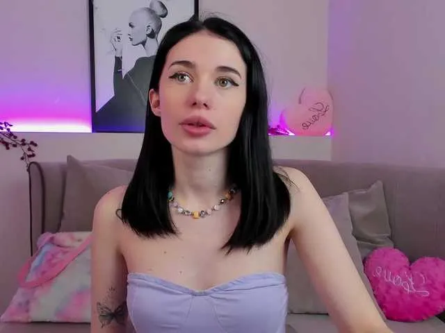 Live sex webcam photo for TorrySnake #272810924