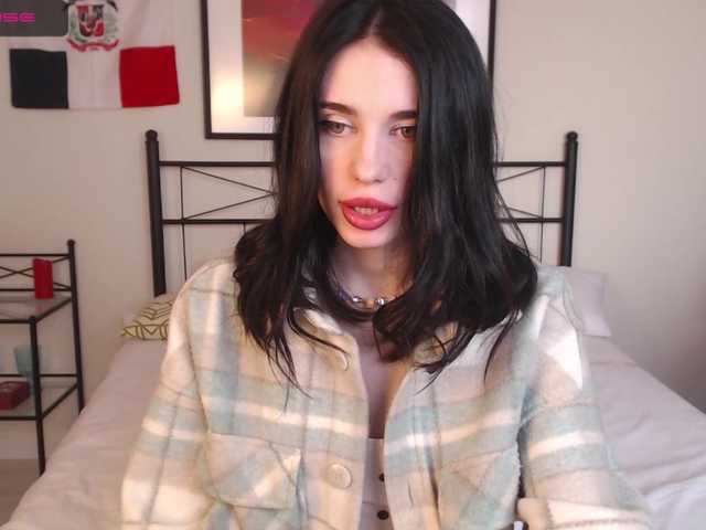 Live sex webcam photo for TorrySnake #272917935