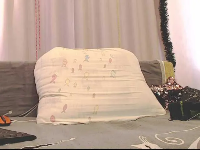 Live sex webcam photo for ToryXCristal #271747379