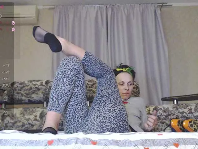 Live sex webcam photo for ToryXCristal #277450096