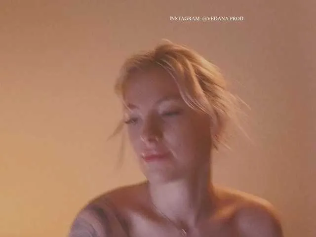 Live sex webcam photo for TouchMyAss #278215098