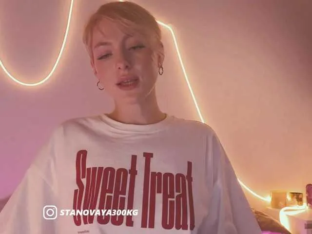 Live sex webcam photo for TouchMyAss #290167121