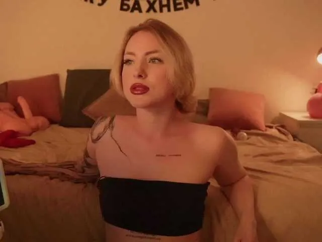 Live sex webcam photo for TouchMyAss #291482912