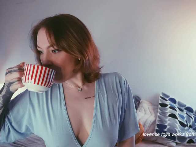 Live sex webcam photo for TouchMyAss #292431497