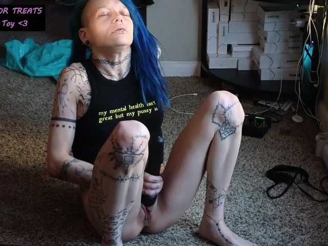 Live sex webcam photo for ToxicDoll #291006865