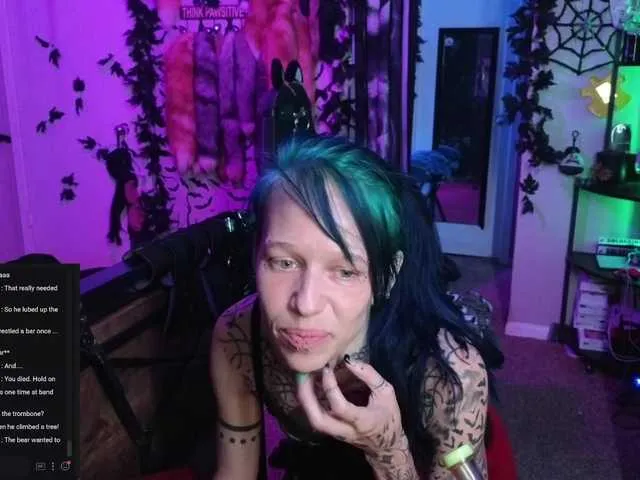 Live sex webcam photo for ToxicDoll #291190388