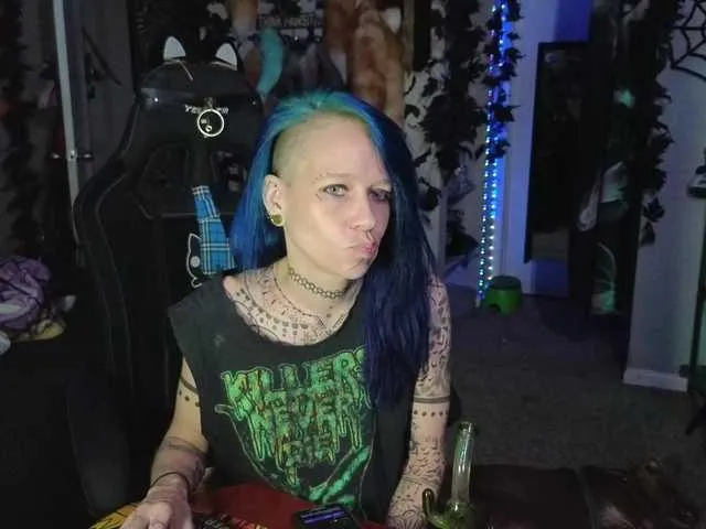 Live sex webcam photo for ToxicDoll #291283954