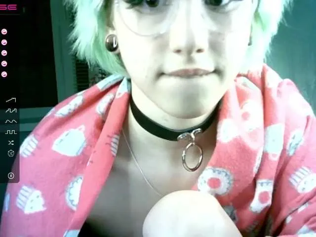 Live sex webcam photo for ToxicDoll #273400508