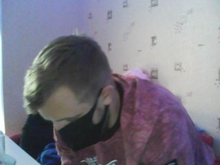 Live sex webcam photo for Toyn29 #223230442