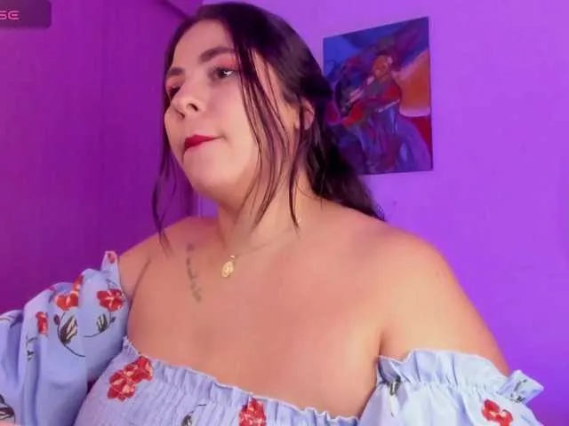 Live sex webcam photo for Traceiklein444 #290523675