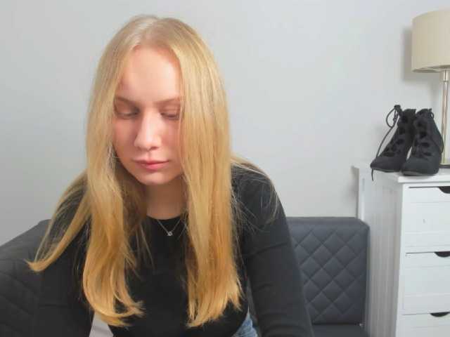 Live sex webcam photo for TracyJuicy #276591885