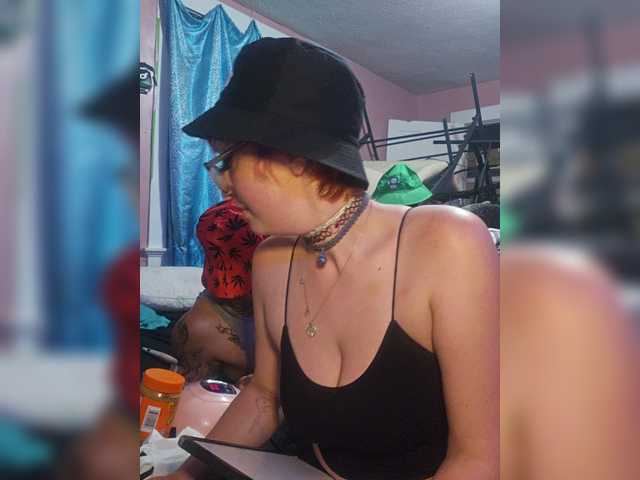 Live sex webcam photo for TrashleyMadison #276260298