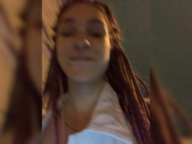 Live sex webcam photo for TreshGirls #276189351