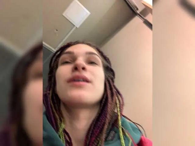 Live sex webcam photo for TreshGirls #276503974