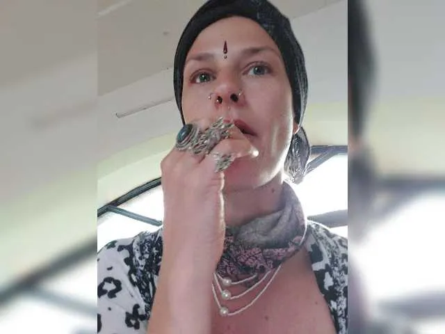 Live sex webcam photo for TreshGirls #277502839