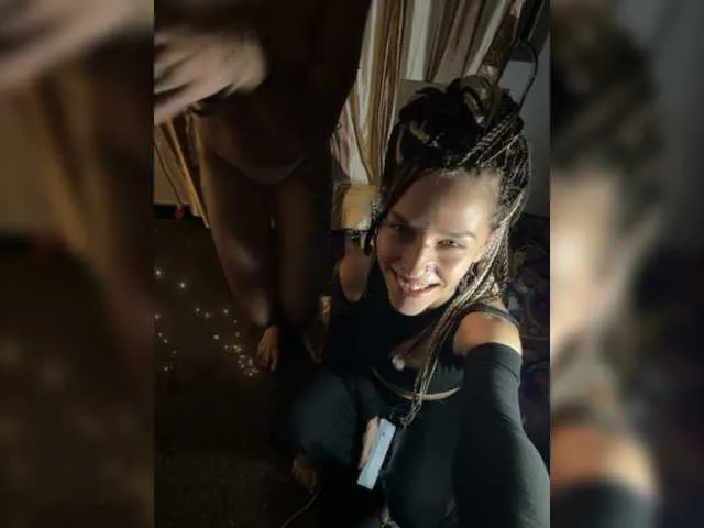 Live sex webcam photo for TreshGirls #277673116