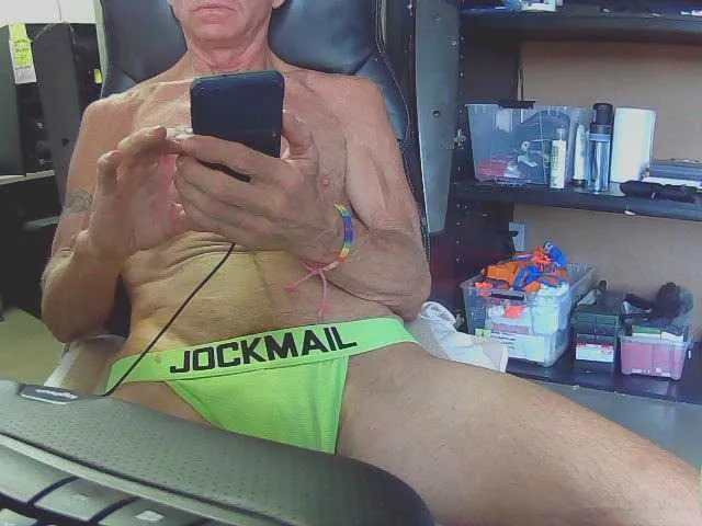 Live sex webcam photo for TrevorSteele #289443288