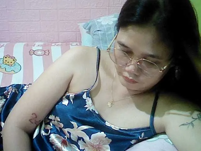 Live sex webcam photo for Tricia609 #291150396