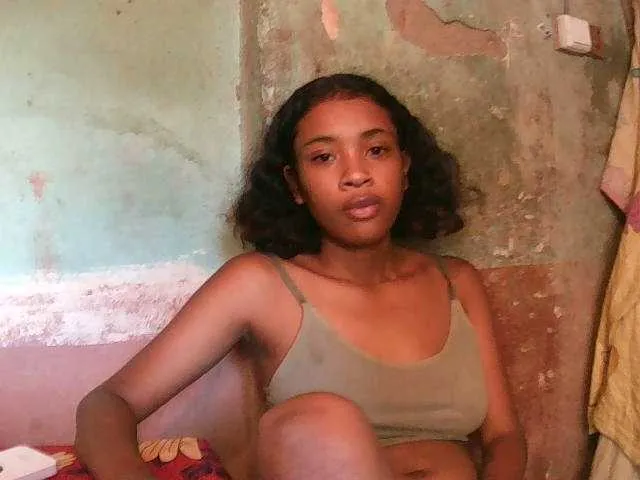 Live sex webcam photo for TriciaBella #290438562
