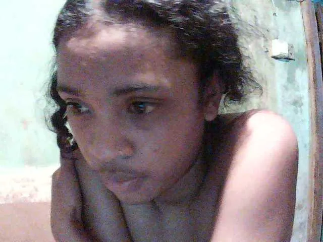 Live sex webcam photo for TriciaBella #290467796