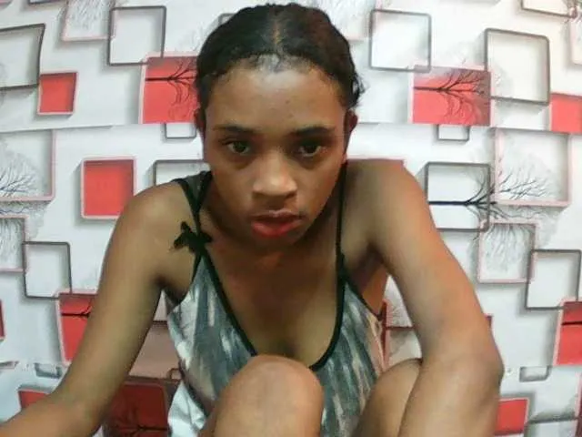 Live sex webcam photo for TriciaBella #290634048