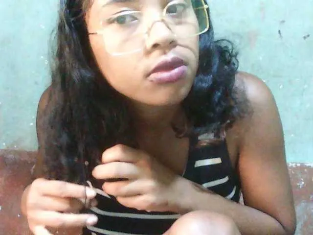 Live sex webcam photo for TriciaBella #292167258