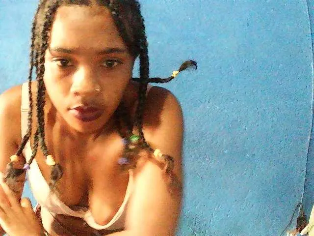 Live sex webcam photo for TriciaBella #292623963