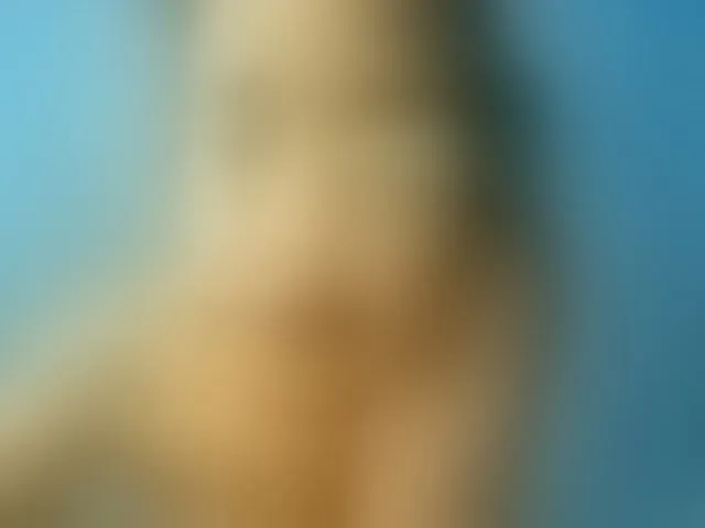 Live sex webcam photo for TriciaBella #292814523