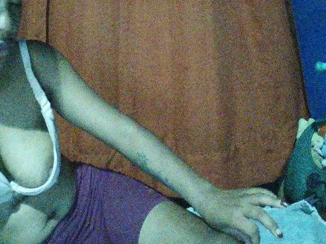 Live sex webcam photo for TriciaBella #293276102