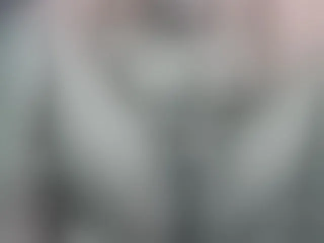 Live sex webcam photo for TriciaBella #294140273