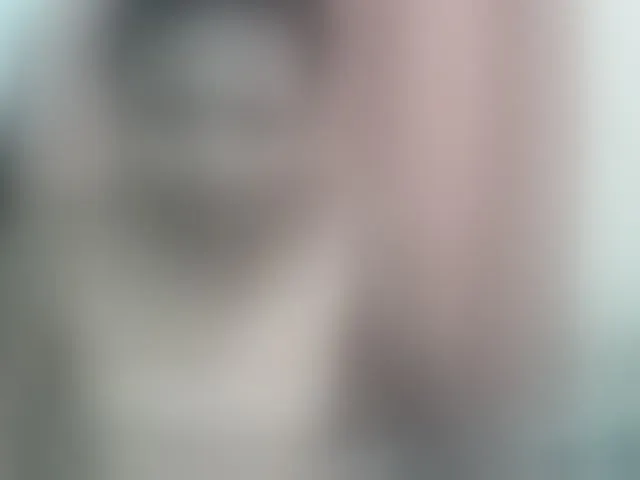 Live sex webcam photo for TriciaBella #294165377
