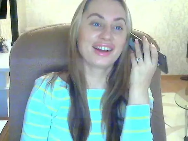 Live sex webcam photo for TrickyHare #272306374
