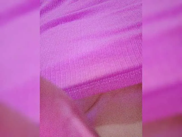 Live sex webcam photo for Triishaa #275576716