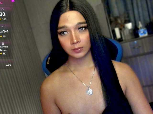 Live sex webcam photo for TrinityFucksYou #291791999