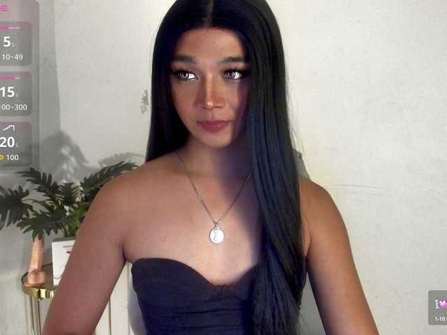 Live sex webcam photo for TrinityFucksYou #291880430