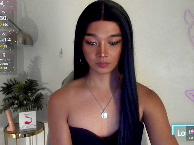 Live sex webcam photo for TrinityFucksYou #291934594