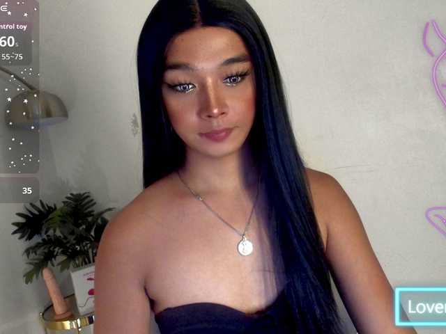 Live sex webcam photo for TrinityFucksYou #291941822