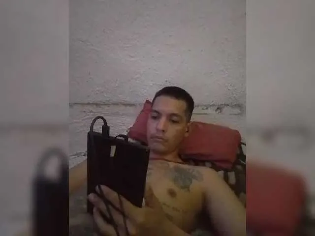 Live sex webcam photo for Tripa87 #276750179