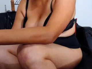 Live sex webcam photo for TrishaX #137579715