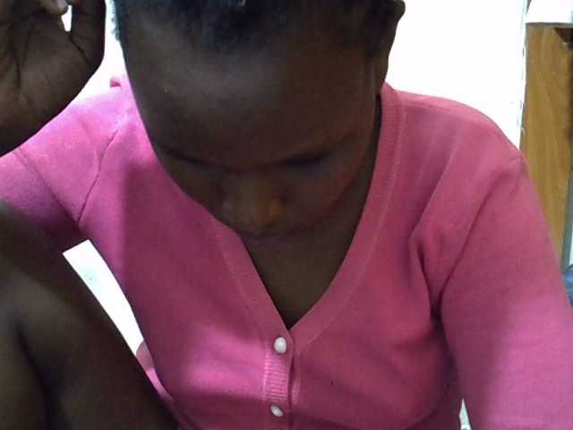 Live sex webcam photo for Trishadoll #277106504