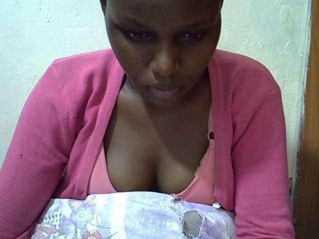 Live sex webcam photo for Trishadoll #277133318