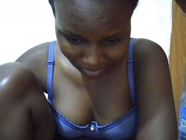 Live sex webcam photo for Trishadoll #277251228