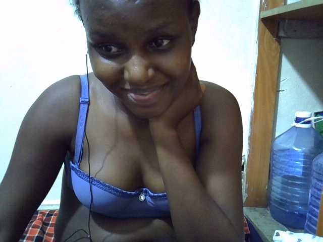 Live sex webcam photo for Trishadoll #277252831