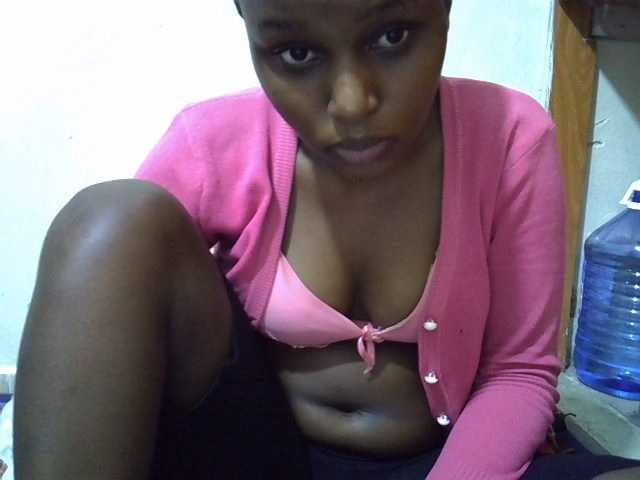 Live sex webcam photo for Trishadoll #277389358