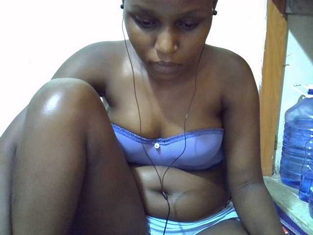 Live sex webcam photo for Trishadoll #277417729