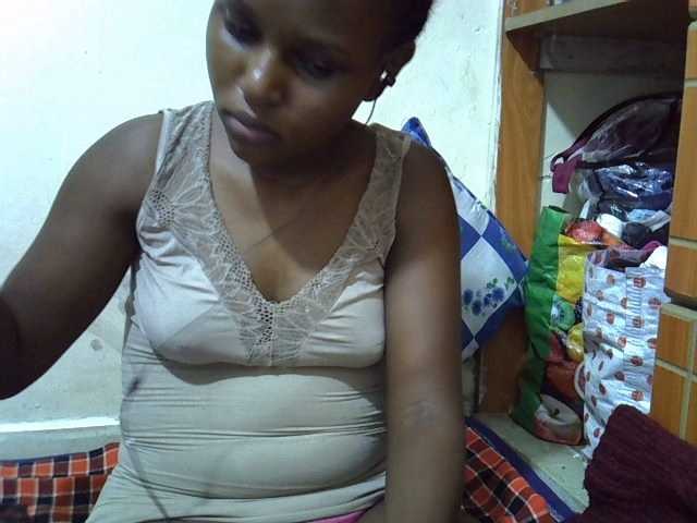 Live sex webcam photo for Trishadoll #277451648