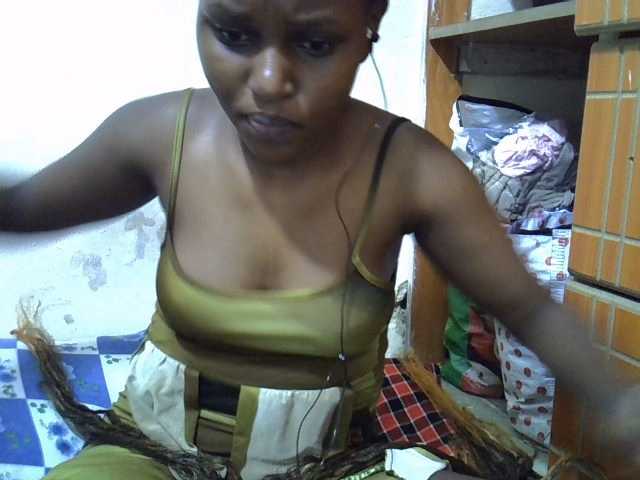 Live sex webcam photo for Trishadoll #277503339