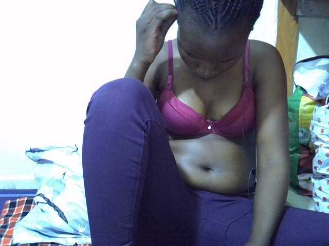 Live sex webcam photo for Trishadoll #277645435