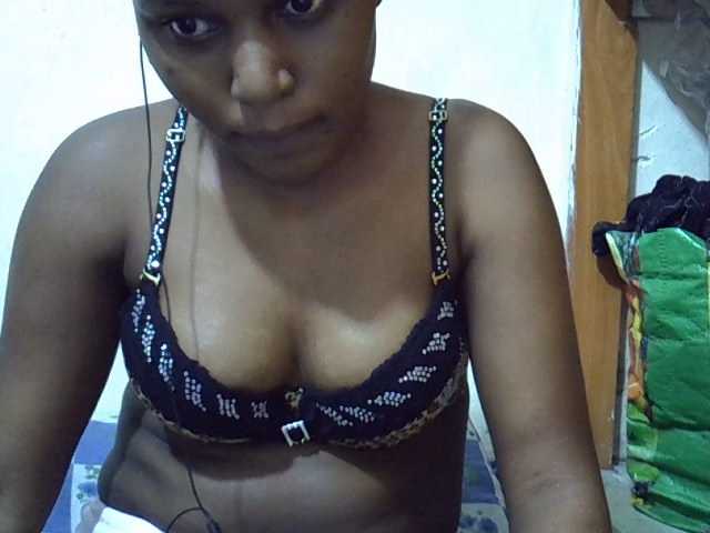 Live sex webcam photo for Trishadoll #277785089