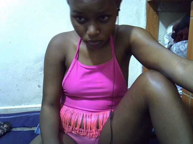 Live sex webcam photo for Trishadoll #277823746